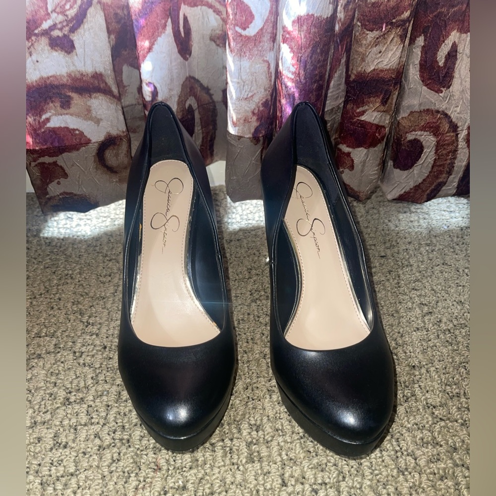 SOLD! Jessica Simpson Black Heels